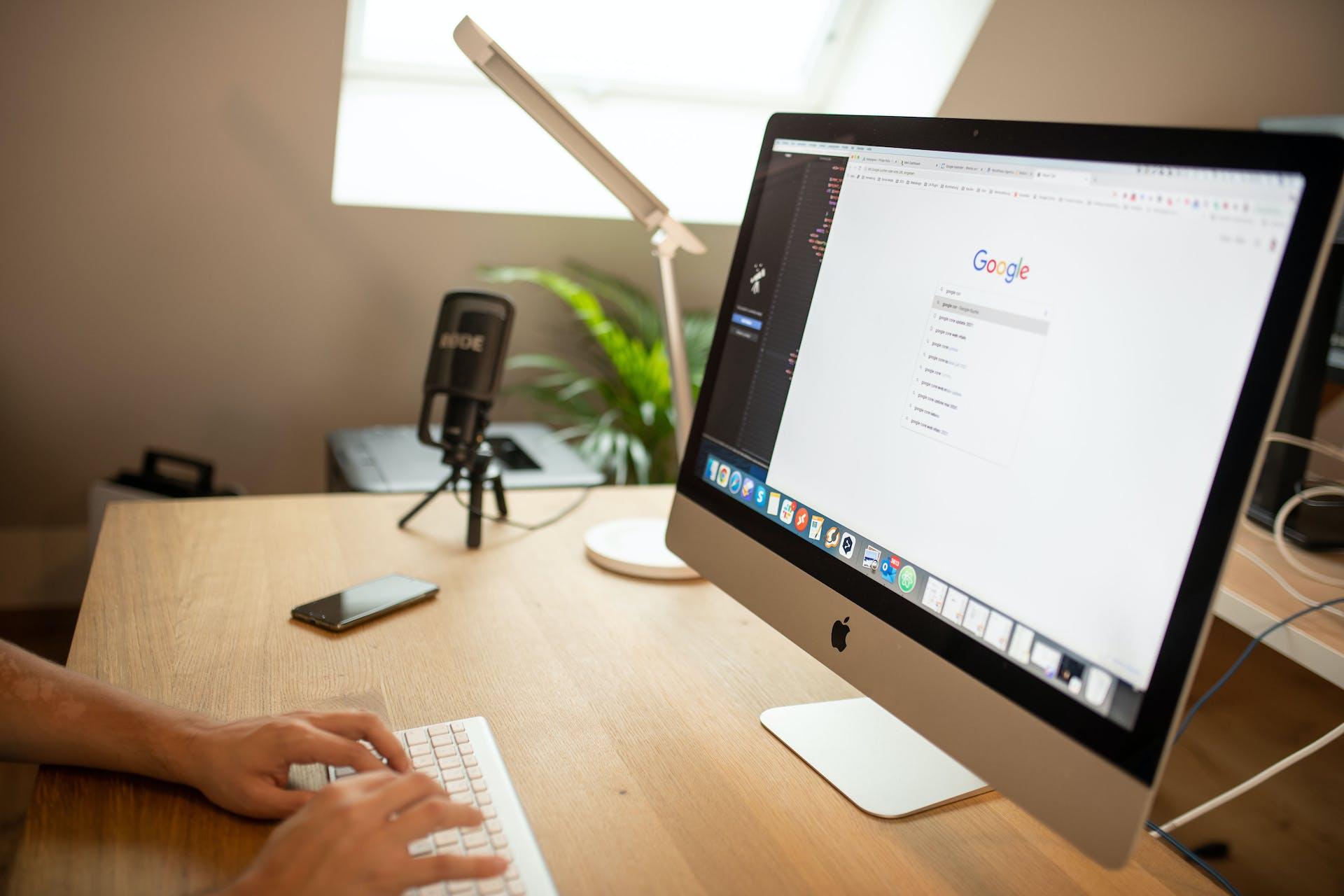 Le design UX est important pour la facilité de recherche de votre site web Les moteurs de recherche apprécient les sites web offrant une bonne expérience utilisateur et les récompensent par un meilleur classement.
